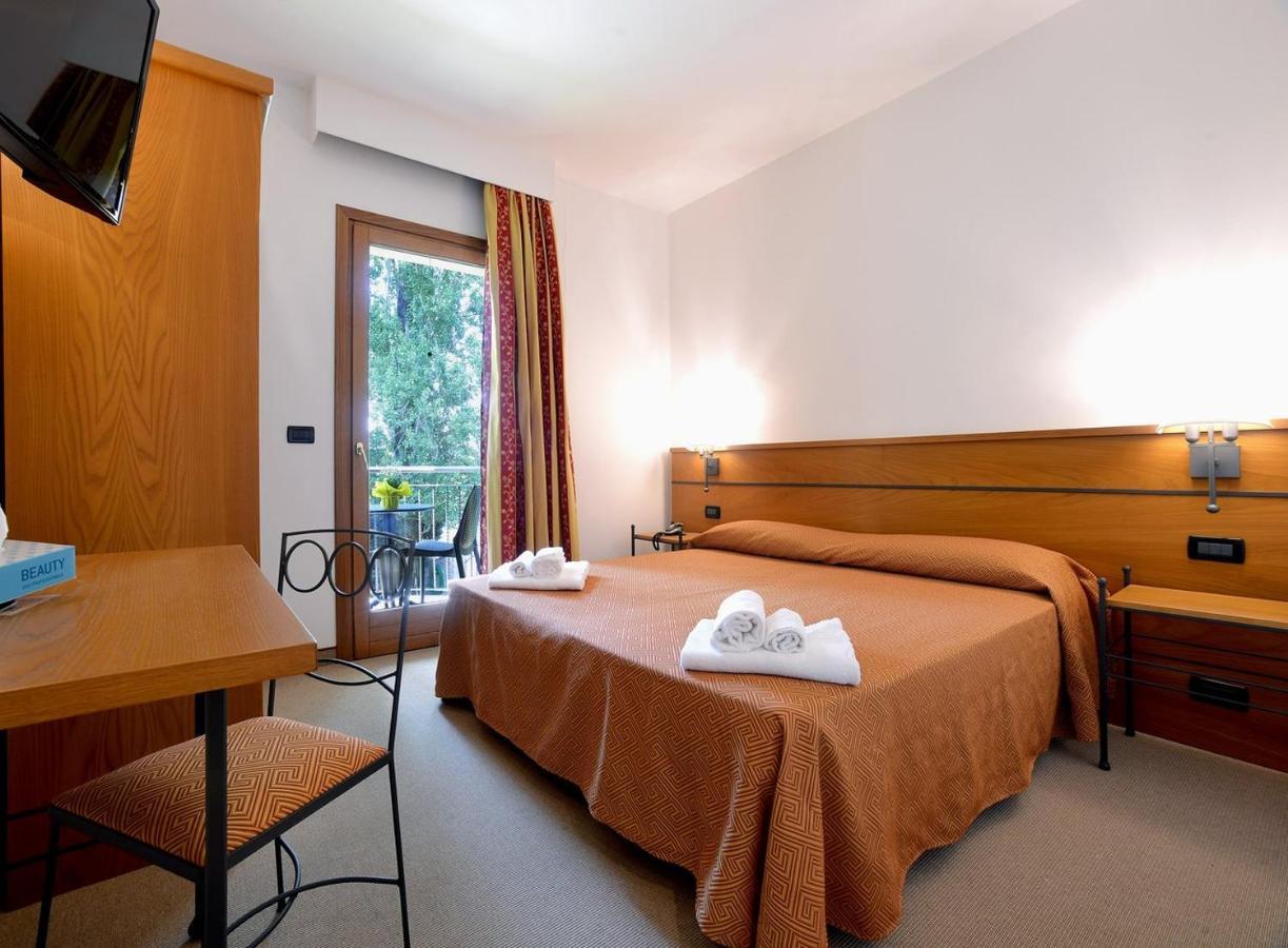 Hotel Alle Mondine Fraforeano Екстер'єр фото