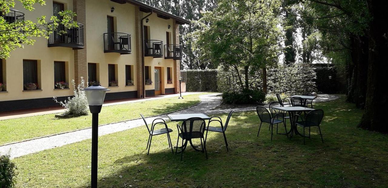 Hotel Alle Mondine Fraforeano Екстер'єр фото